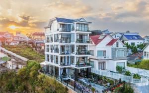 Lyns Hotel Da Lat