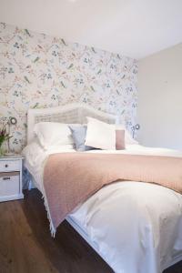 Fig Cottage, near Bradford on Avon and Bath