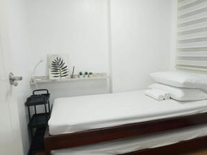 Zinnia Towers 2br at North Edsa QC