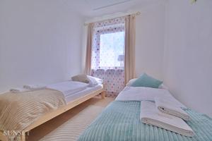 Sunset Apartments - przestronna oferta z widokiem na port - kawiarnie, restauracje, centrum miasta