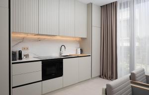 Stunning Home In Tkon
