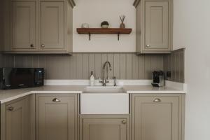 Valmere Retreat, Luxury Sleeps 4, Windermere