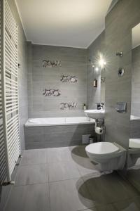 Barrique 30 - Breakfast Delivered & Minibar - Free parking - Mall Area