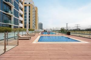 Livin Holidays - Studio - Luxury Azizi Riviera