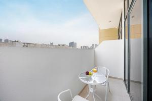 Livin Holidays - Studio - Luxury Azizi Riviera