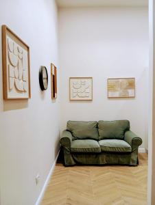 Domus Cuomo B&B