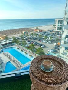 Zyra SeaSide Infinity Apartment
