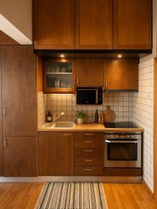 Urban Nest Panormou by White Dreams