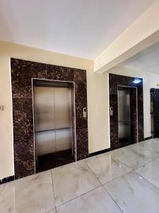 Ensuite 2BR Kilimani, Nairobi, Ngong Rd