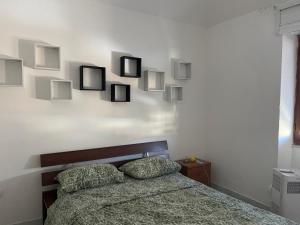 A cozy room in the center of Carbonia