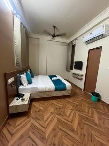 Hotel Aana Inn Stay