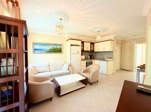 Sunset Beach Club Aqualettings Mermaid 43