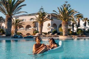 Santo Miramare Beach Resort