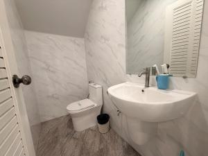 c5 Linjia Villa, Pattaya Holiday Villa, Near the City Center, Walking Street, Airport Terminal