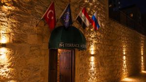 Terrace Merdin Konagı