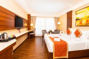 Shakun Hotels And Resorts