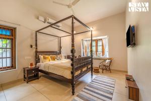 StayVista at Neelambari Villa with BBQ & Bonfire