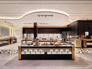 Grand Mercure Batam Centre