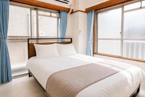 103Room 1 Stop from Ikebukuro Entire 35m on 1st Floor 2 Bedrooms for up to 6 Guests 3Minute Walk to Don Quijote