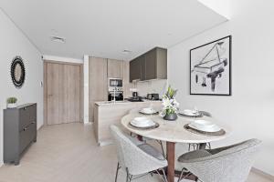 VayK - Great 2 BD with Private Plunge Pool in JVC