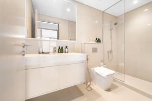 VayK - Elegant 1 BD in Prime Downtown