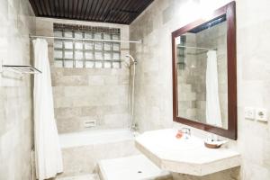 Melasti Kuta Beach Hotel & Spa