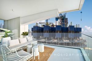 LUX The ULTRA Luxury Palm Dubai Eye View Suite