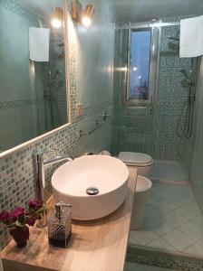 Central apartment with sea view