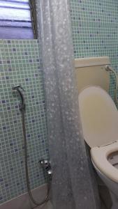 2BHK Apt near EM Bypass and Ruby Hospital