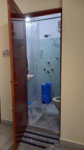 2BHK Apt near EM Bypass and Ruby Hospital