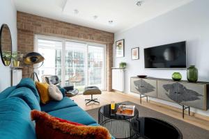 Przytulny Jasny Apartament z Balkonem oraz Parkingiem by Noclegi Renters