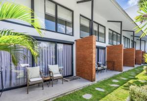 Sasya Loft - Cozy & Modern in Seminyak with Pool and Kitchen