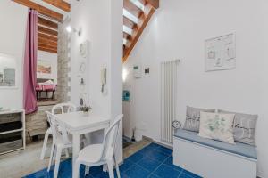GuestHost - Cosy Terrace Flat X3 Porta Nuova