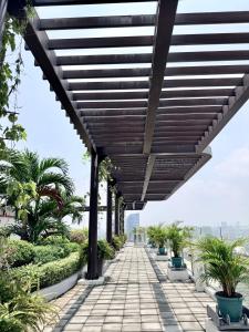 Cozy Japandi Suite at Lush Residences