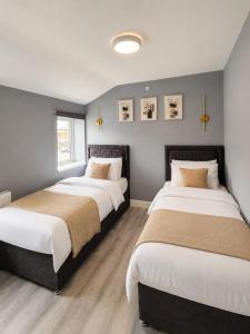 Bedford Station Retreat - Sleeps 3 - Free Parking