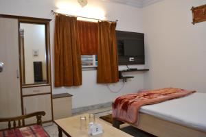 Hotel Gangotri International