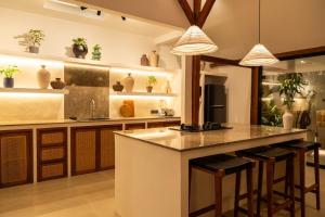 Designer 4BR Villa with Pool - Berawa - Umalas