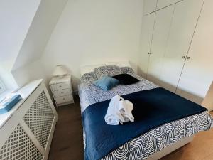Bright Victorian Apartment Near Holland Park