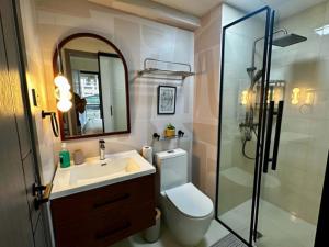 Misty Springs 1BR Apartment with a Pool, Gym & Kids Play Area