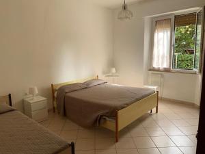 Casa NILIA, mare e relax tutto lanno, con giardino