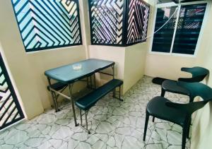 Amplayo Apartelle 2-BR Unit