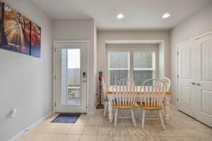 Modern 2BR Haven near Austin & Tesla