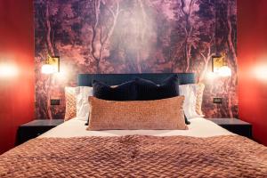 Hollyhock Suite 508 2 Beds, 1 Bath