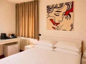Del Console Apartment - Near Bari Airport & Station