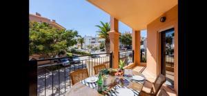Luxurious 2-Bedroom Apartment in Luz, Portugal with Shared Pool