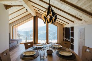 Gfohlerhof Brixen - Farm Holiday Panorama Apartments & Brixen Card & Yoga