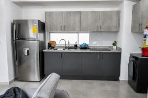 Departamento Ejecutivo Mitad del Mundo, Piscina, Parking y Workspace