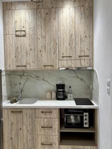 Villa Avia Skiathos, Avia Avra