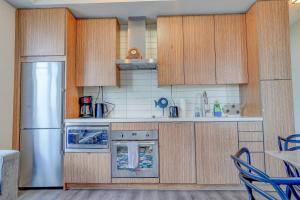 3 Proper Bedrooms Beside CN tower Rogers CTR MTCC