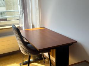 Warsaw Wola Apartment - Old Town Nearby & Parking, Balcony - by Rentujemy